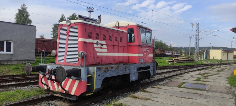 703 042-2
