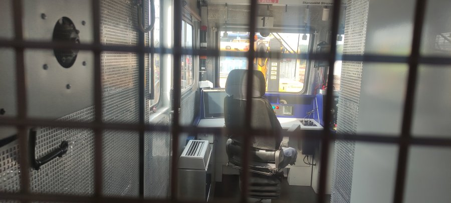9139 002-8