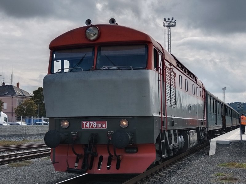751 004-3