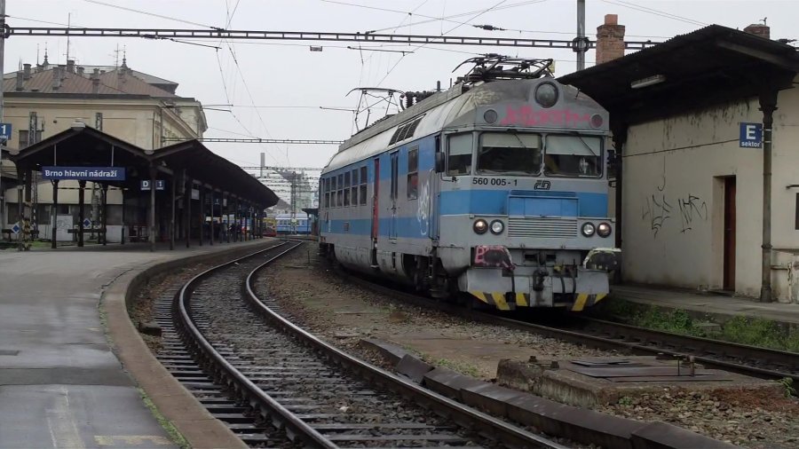 560 005-1