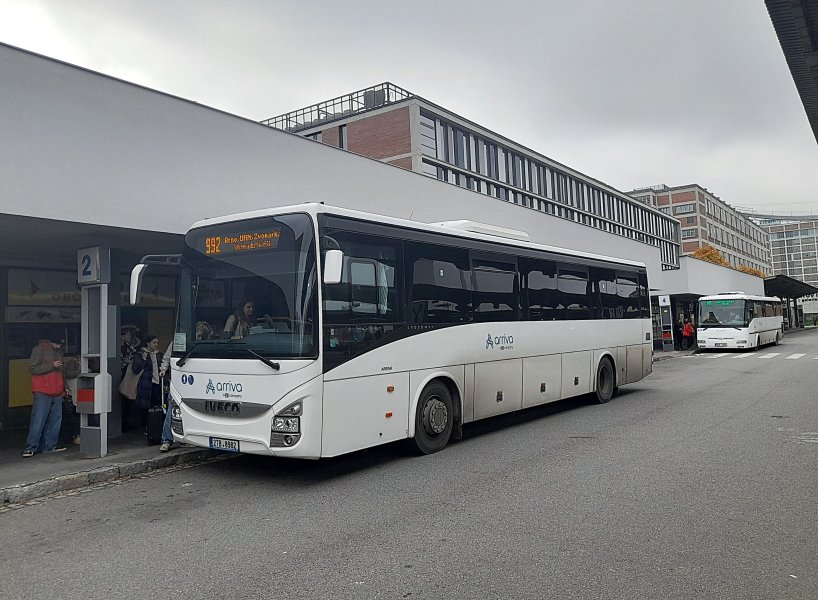 93067