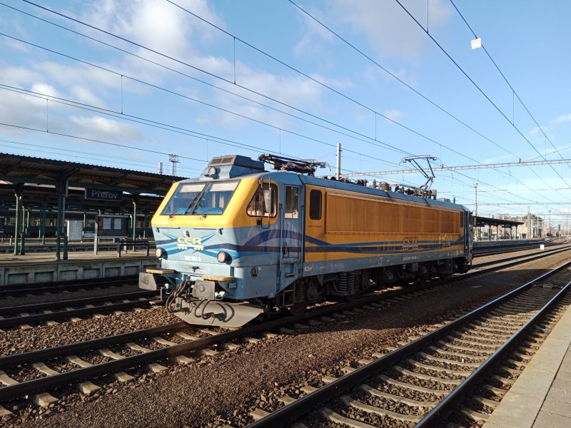 365 002-5