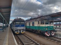 460 079-7
