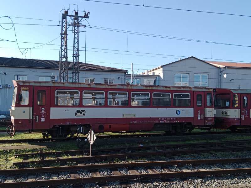 810 351-7
