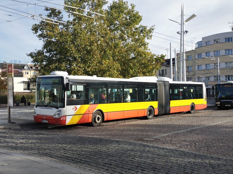 273