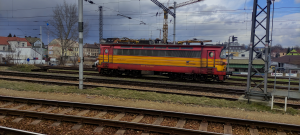 240 003-4