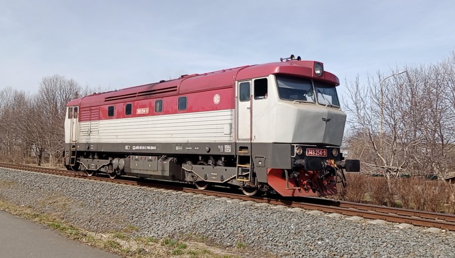 749 254-9