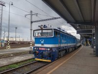 754 026-3