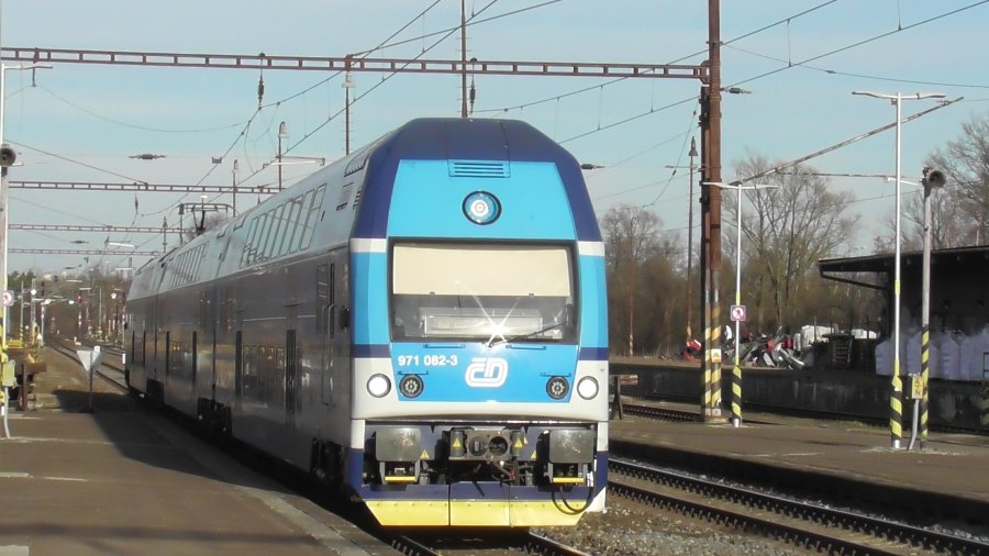971 082-3
