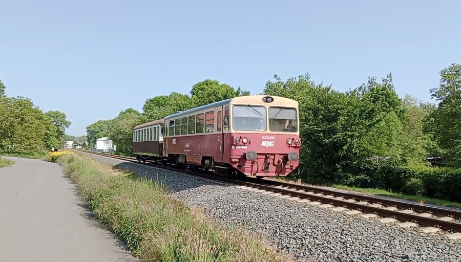 810 405-1