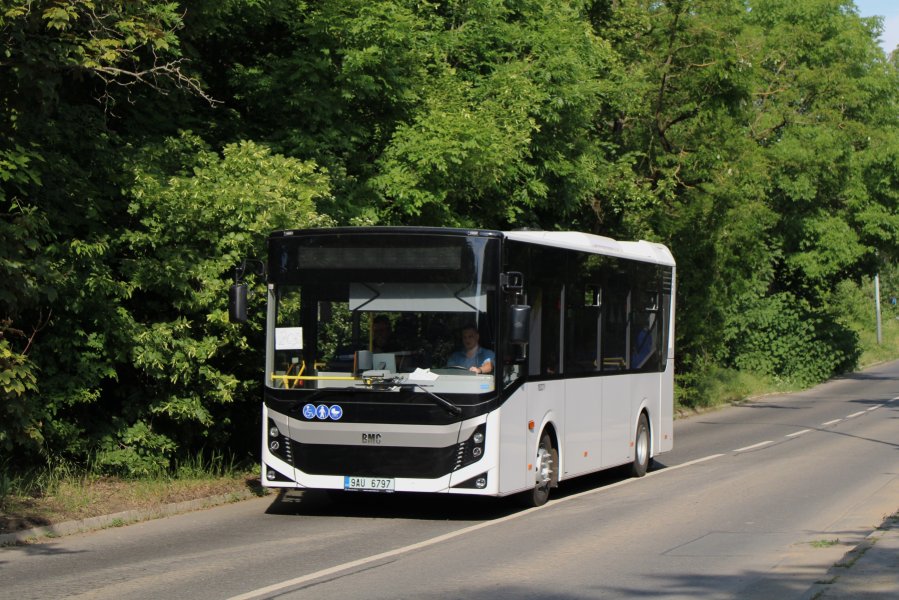 9992