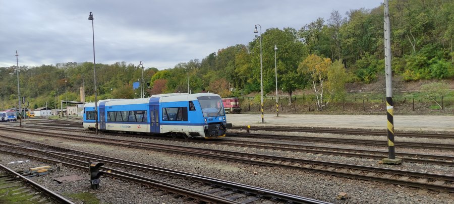 841 017-7