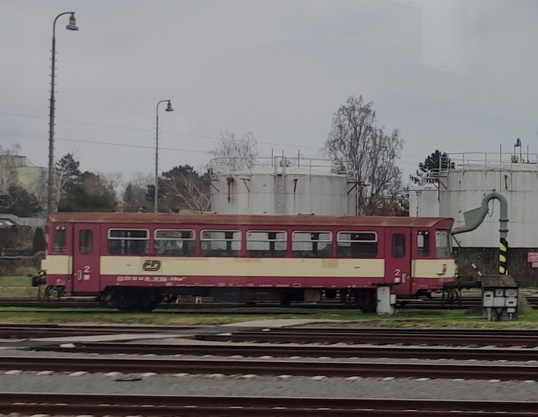 24-29 358-5