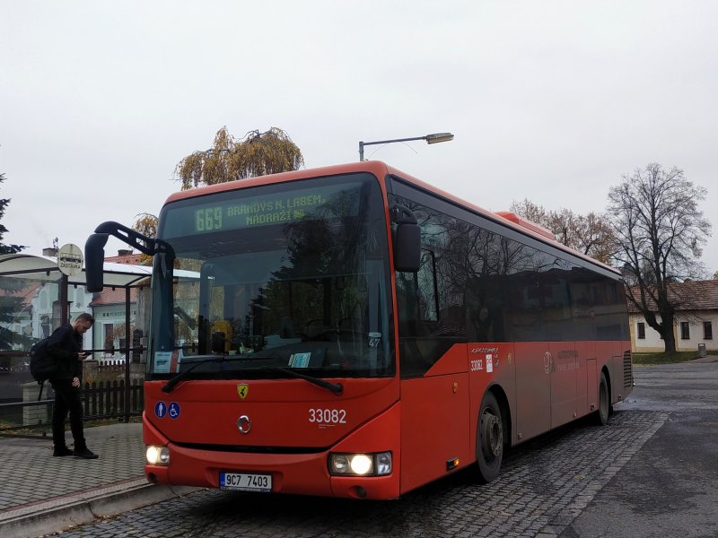 33082