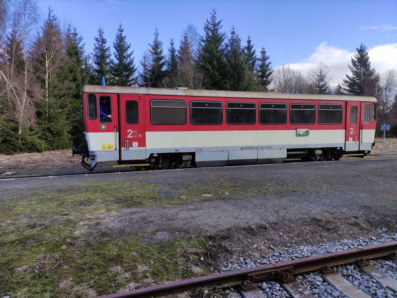 811 013-6