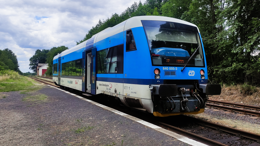 840 005-3