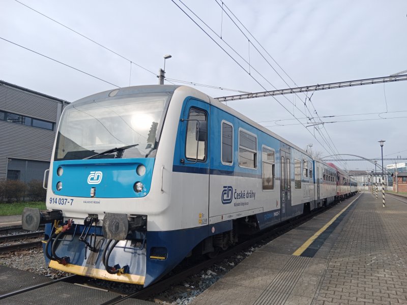 914 037-8