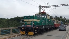 113 003-8