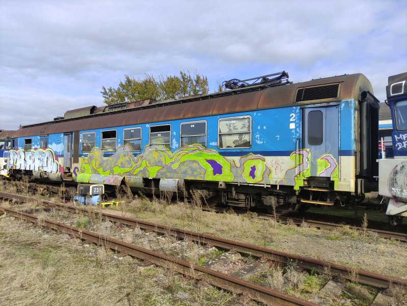 460 023-5