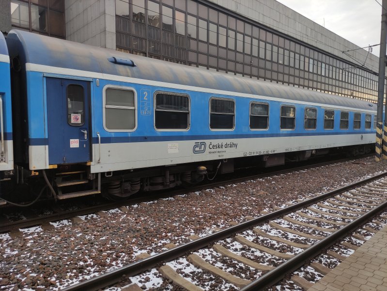 39-41 045-4