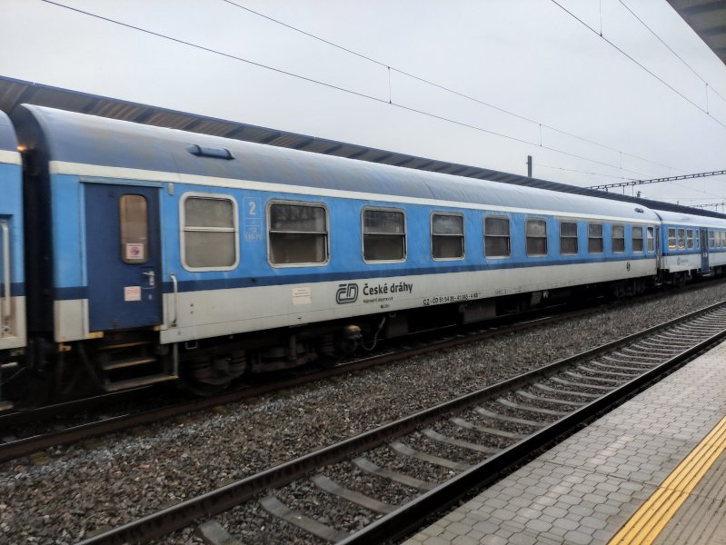 39-41 045-4