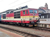 371 005-0