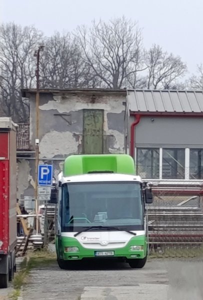 404