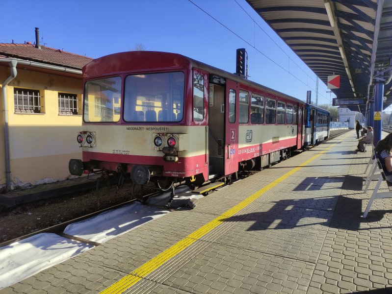 93-29 041-3