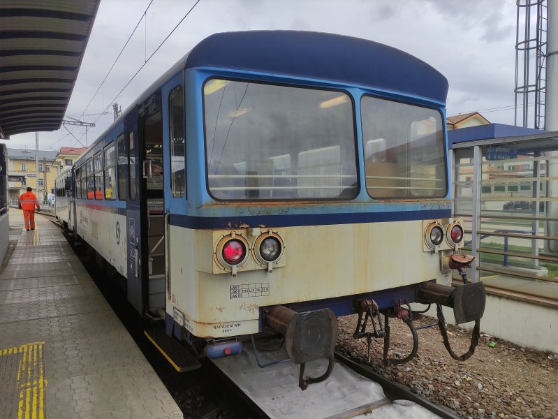 93-29 107-2