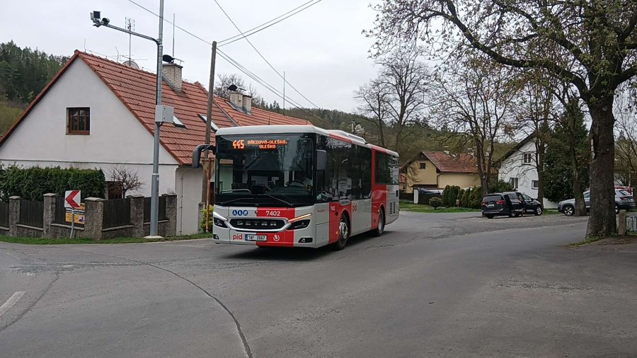 7402