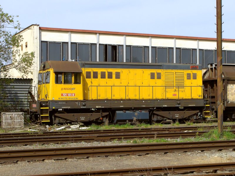 721 151-9
