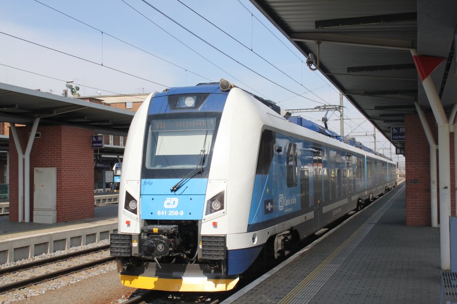 641 258-9