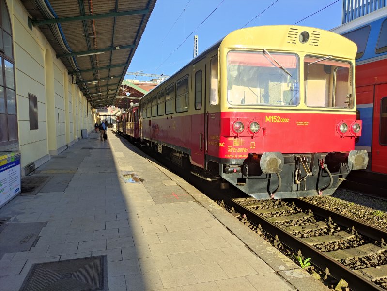 810 002-6