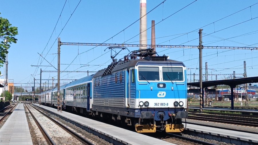 362 083-8