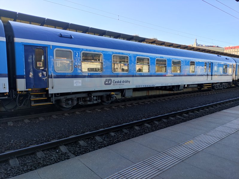 82-40 403-2