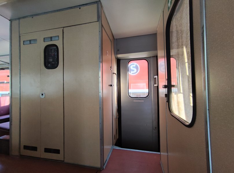 810 002-6