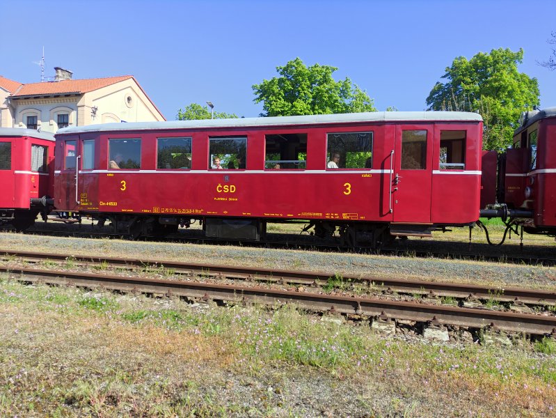 24-29 548-6