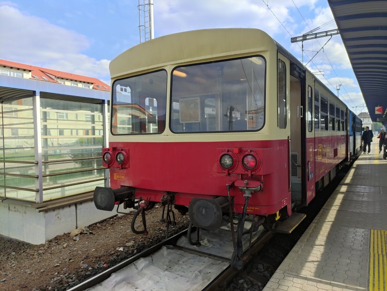 93-29 018-1