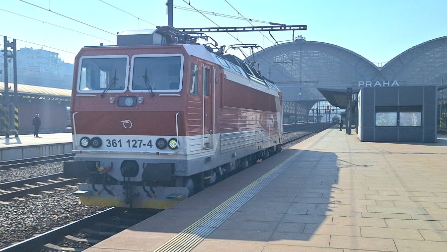 361 127-4
