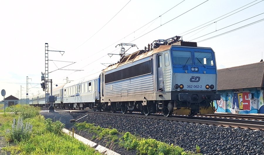 362 062-2
