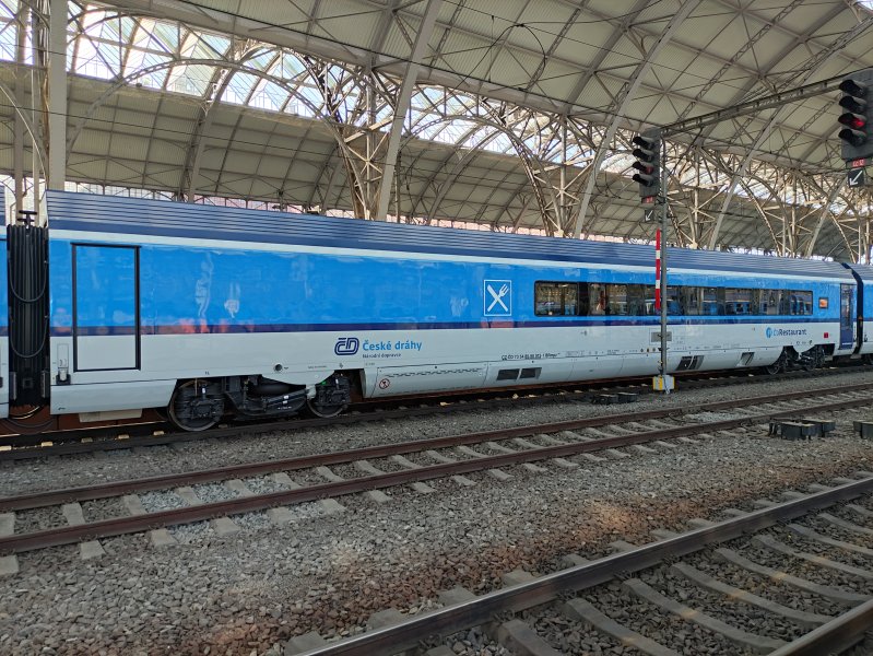 85-90 012-1