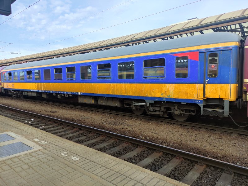 84-90 702-2