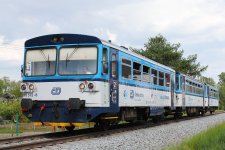 810 572-8