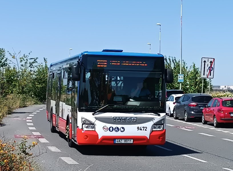 9472