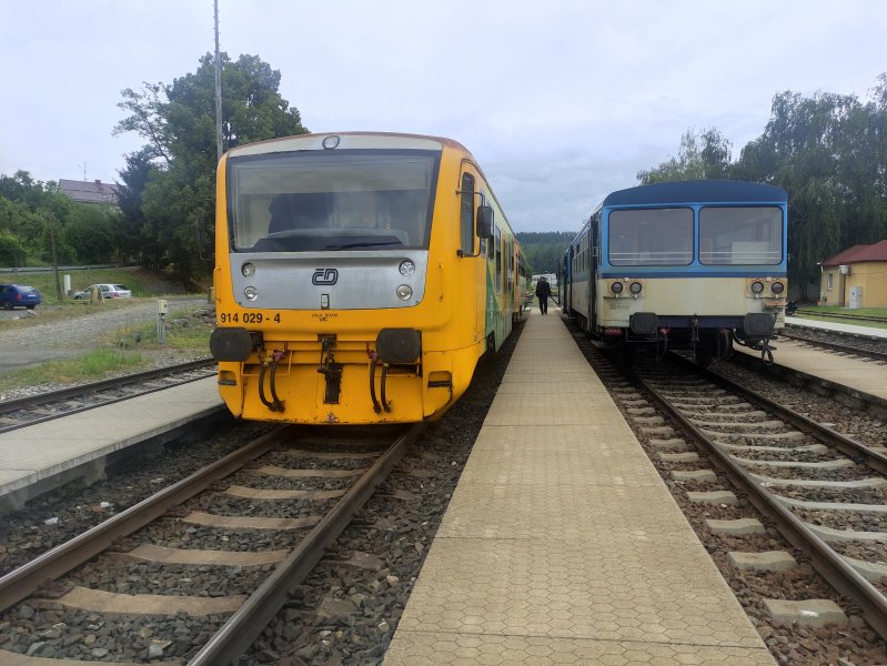 914 029-4