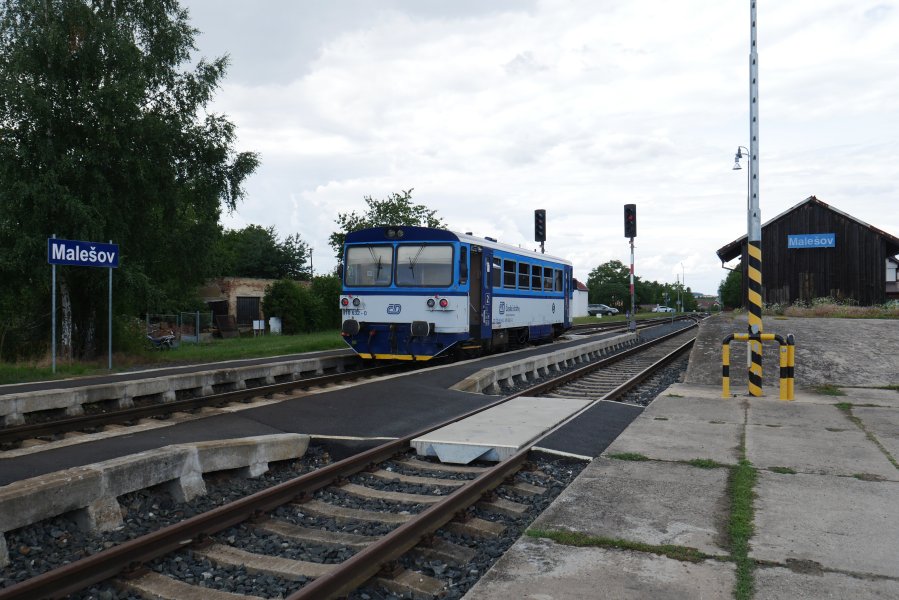 810 632-0