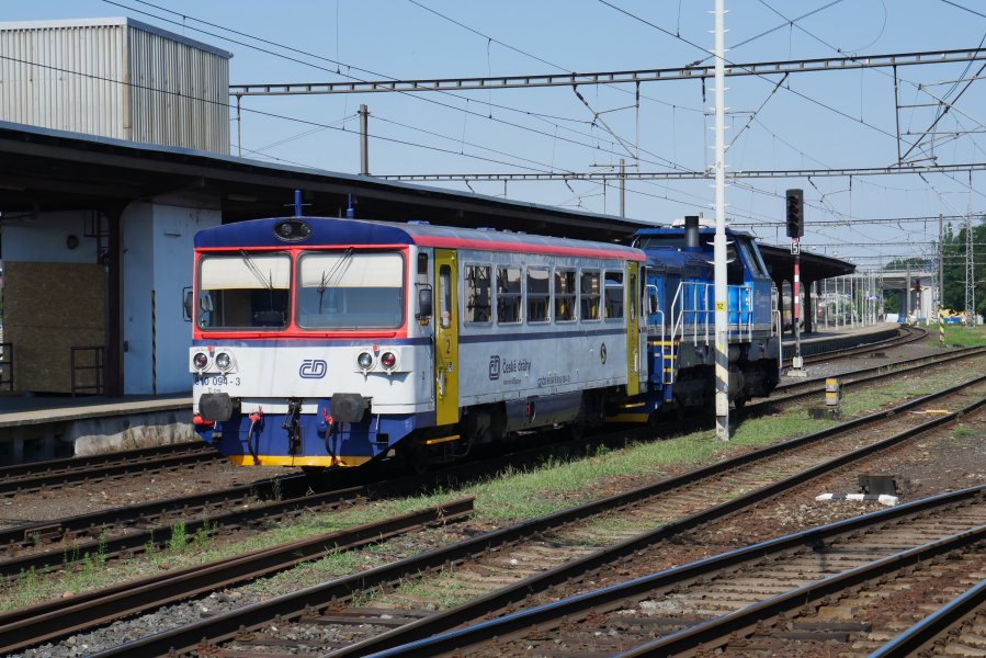 810 094-3
