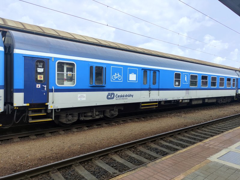 82-40 421-4