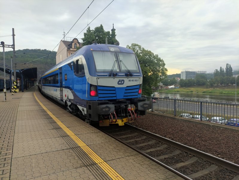 80-90 002-7