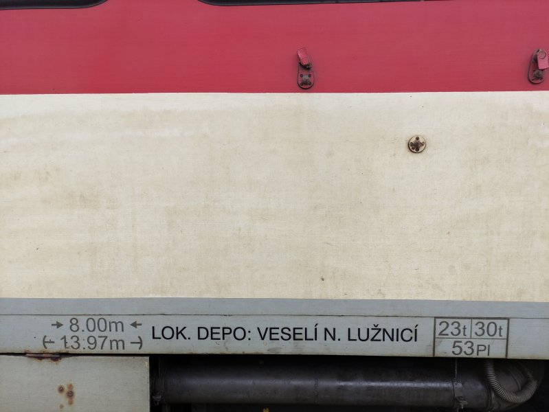 811 013-6